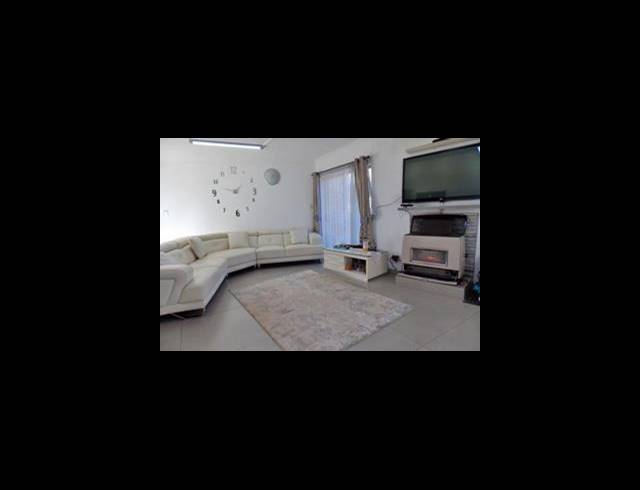 4 BEDROOM HOUSE FOR SALE IN ARCON PARK
